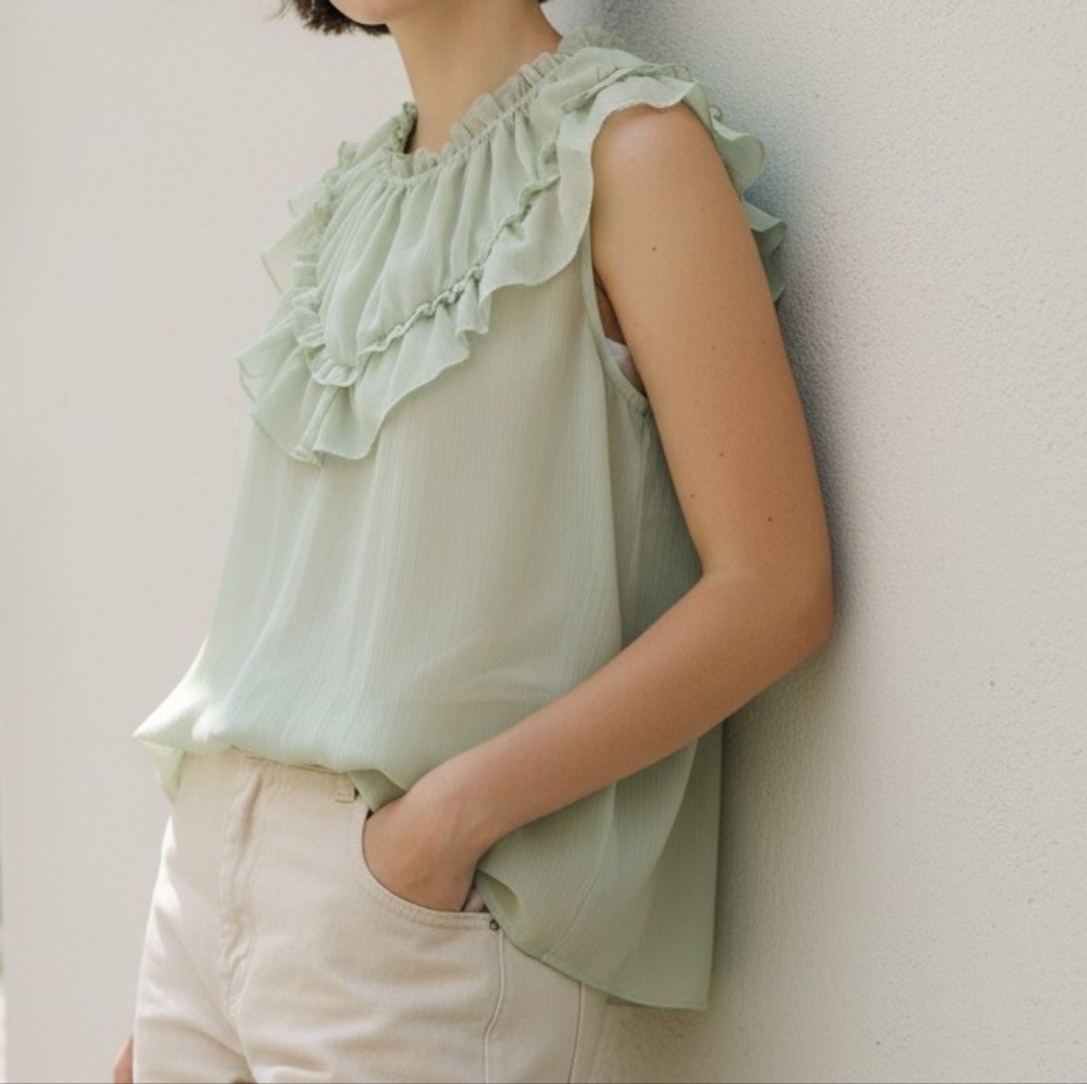 Elegant Ruffled Green Top Size S